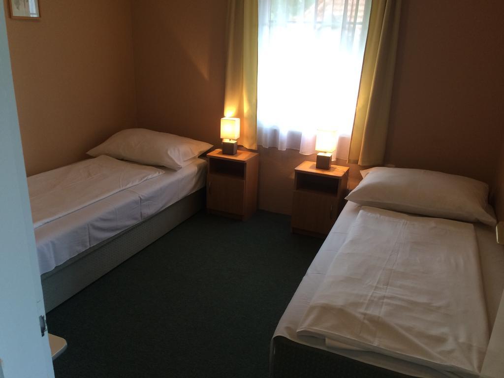 Apartmanhaz Horvath Lägenhet Balatonboglár Exteriör bild